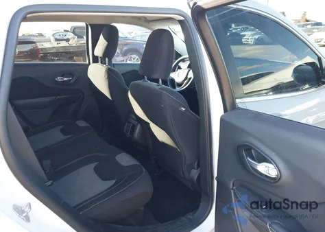 2014 Jeep Cherokee Latitude z USA, uszkodzony, nr VIN 1C4PJLCB1EW247395